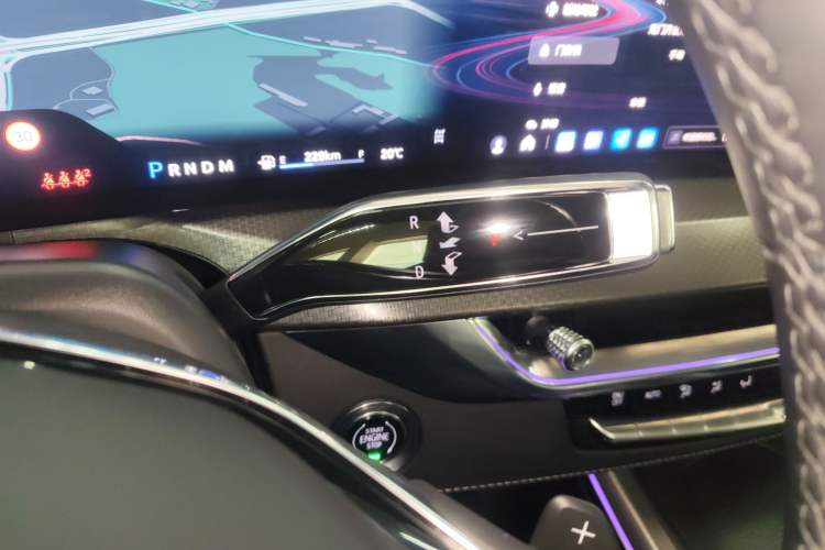 Used Cadillac XT5 2025 2.0T Luxury Version