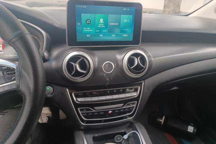 Used BAIC Beijing EU5 2018 R500 Smart Wind Edition