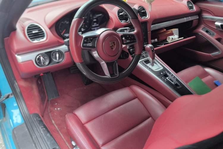 Used Porsche 718 2020 Boxster 2.0T Center Console