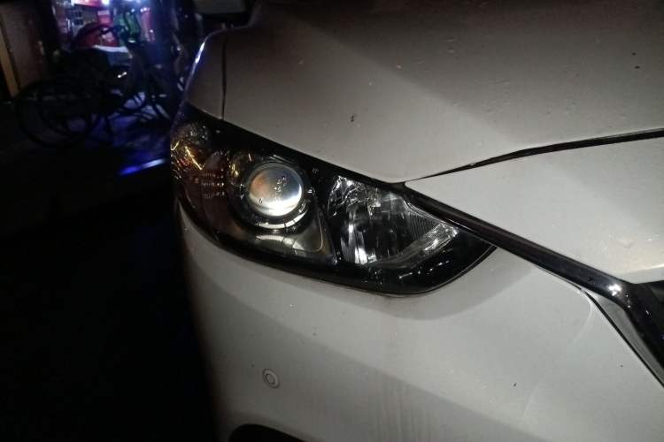 Used Mazda Atenza 2015 2.5L Blue Sky Sport Edition
