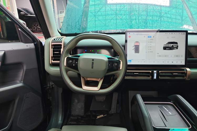 Used iCAR 03 2024 401km Two-Wheel Drive Standard Advanced Version Steering Wheel