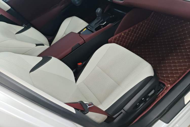 Used Lexus ES 2025 200 Premium Edition
