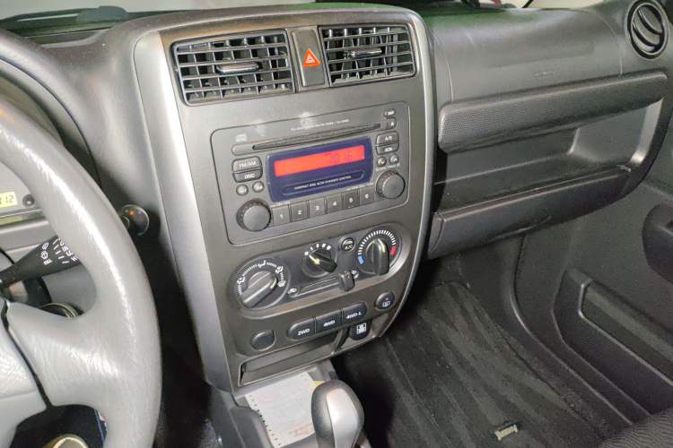 Used Suzuki Jimny 2012 1.3 AT JLX