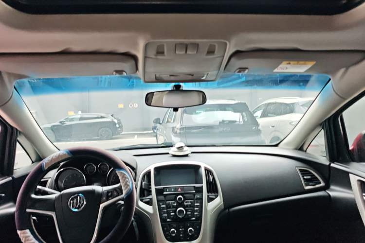 Used Buick GT 2014 XT 1.6L Automatic Fashion Edition
