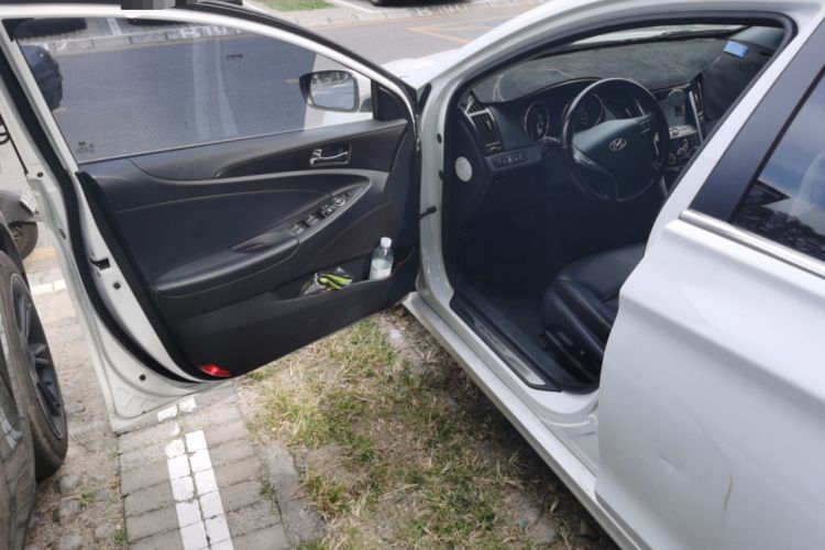 Used Hyundai Sonata 2013 2.0L Automatic Luxury Edition
