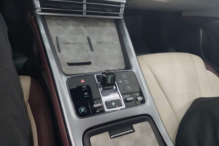 Used BYD Seal 07 DM-i 2025 Intelligent Driving Version DM-i 1.5L 125 km Luxury Edition