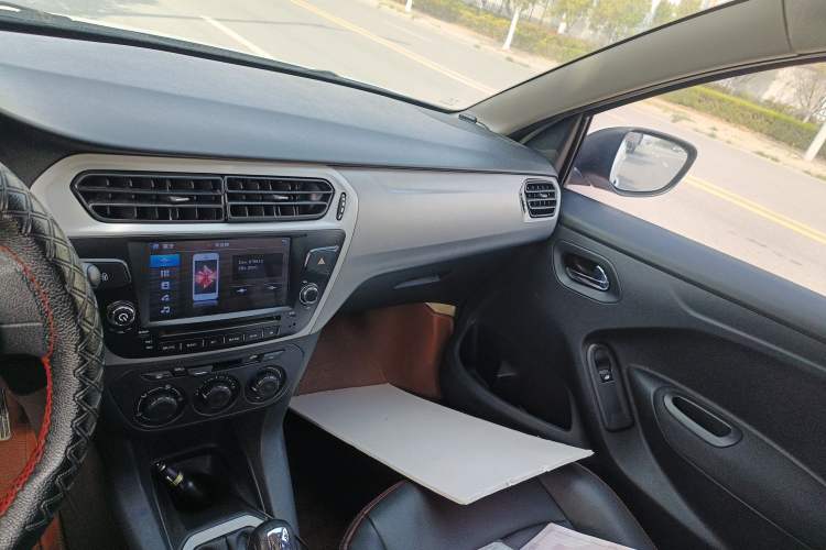 Used Citroen Elysee 2016 1.6L Manual Fashion Edition Audio And AC Panel