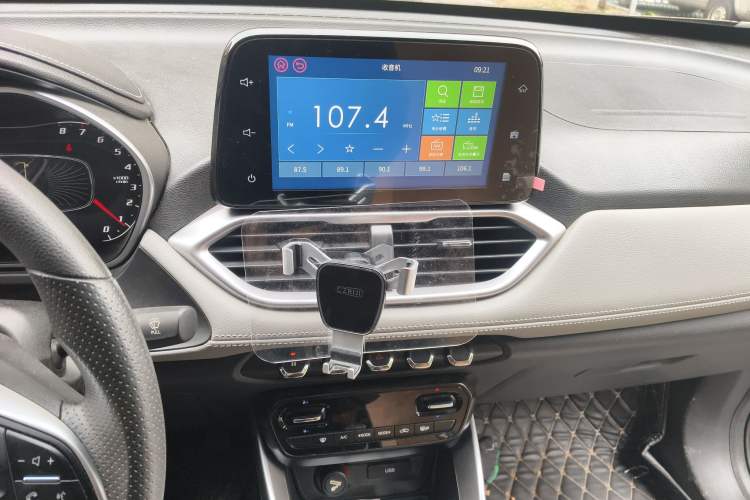 Used Baojun 510 2017 1.5L Manual Fashion Model