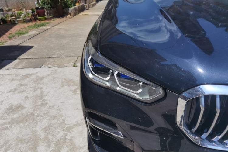 Used BMW X5 2022 Restyled xDrive 40Li M Sport Package Right Front Headlight