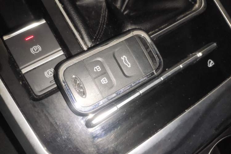 Used Chery Tiggo 8 2019 1.5 TCI Manual Fashion Edition Interior 1