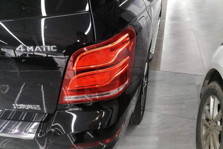 Used Mercedes-Benz GLK-Class 2015 GLK 300 4MATIC Fashion Edition Ultimate Version
