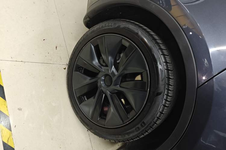 Used Tesla Model Y 2024 Rear-Wheel-Drive Version