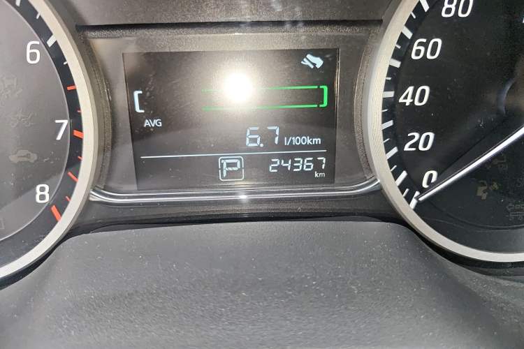 Used Nissan Sylphy 2022 Classic 1.6XL CVT Luxury Edition Odometer Close Up