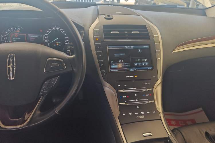 Used Lincoln MKZ 2014 2.0T Luxury Edition
