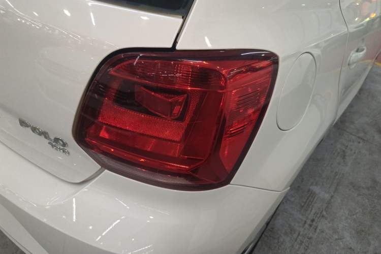 Used Volkswagen Polo 2018 1.5L Automatic Advanced Driving Model Right Rear Taillight