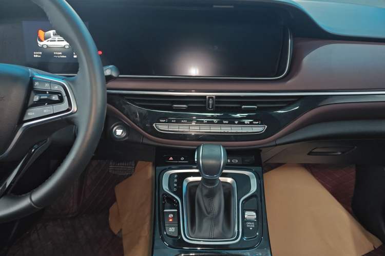 Used GAC Trumpchi M6 2023 PRO 270T DCT Luxury Edition
