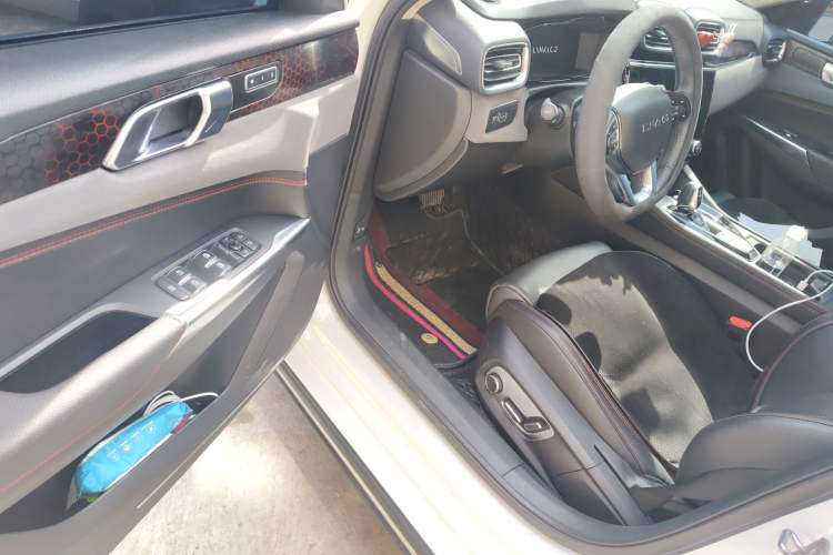 Used Lynk & Co 02 2019 1.5T DCT Two-Wheel Drive Pro Edition China VI Standard