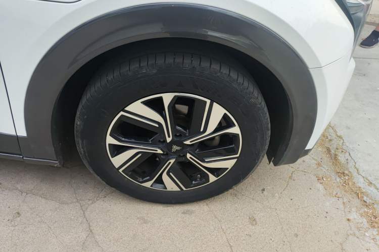 Used NETA U 2022 Zhi400 Pro Ternary Lithium