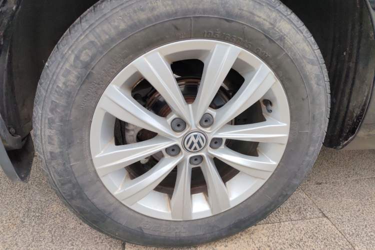 Used Volkswagen Bora 2016 1.6L Manual Fashion Edition