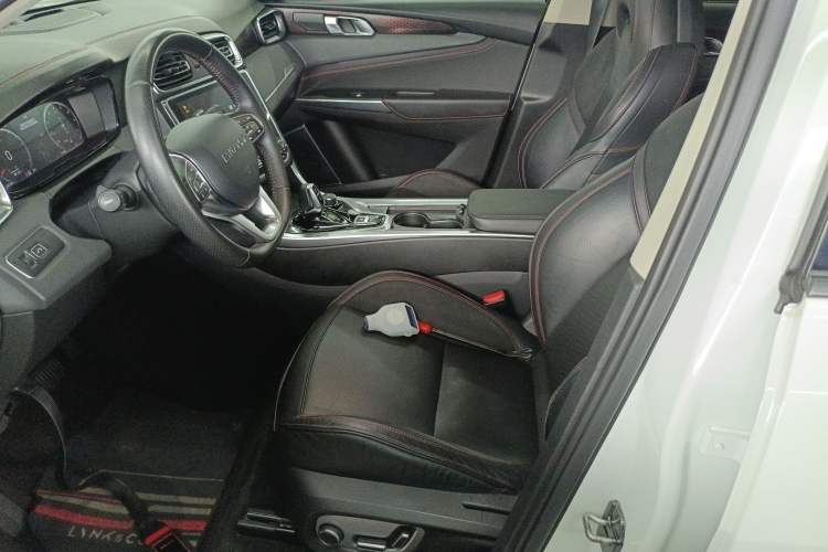 Used Lynk & Co 01 2017 2.0T Four-Wheel Drive Pro Edition