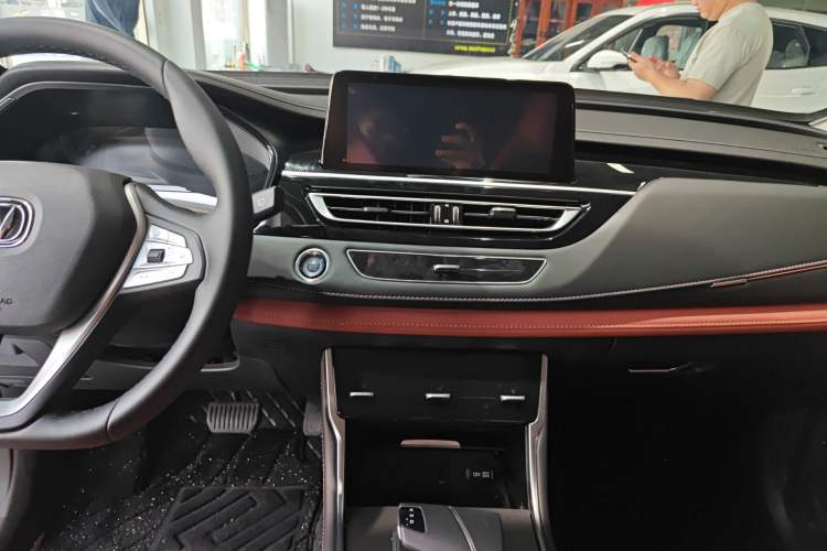 Used CHANGAN CS75 2024 Enjoyment Edition 1.5T DCT Prestige Model
