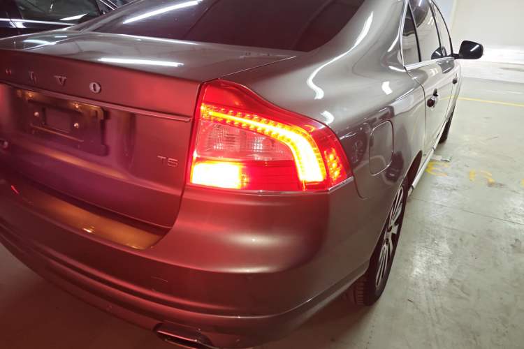 Used Volvo S80L 2014 2.0T T5 Intelligent Luxury Edition
