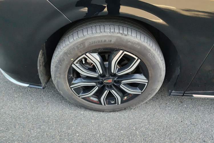 Used Hongqi HQ9 2023 2.0T Smart Connect Flagship Edition Left Front Wheel Hub