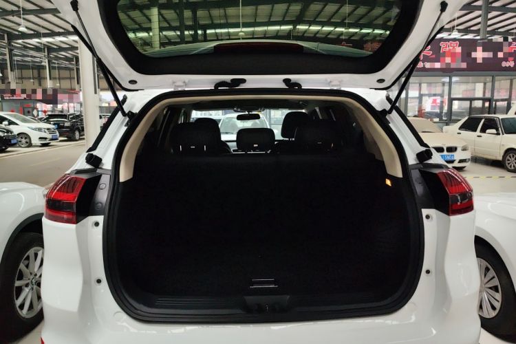 Used Geely Auto Emgrand X7 Sport 2018 1.8TD Automatic Two-Wheel Drive Smart Connect 4G Internet Edition