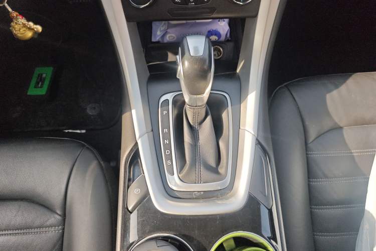 Used Ford Mondeo 2013 1.5L GTDi180 Fashion Edition Gear Lever