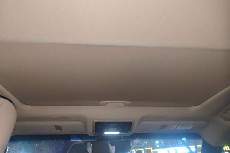 Used Lexus ES 2023 200 Excellence Edition
