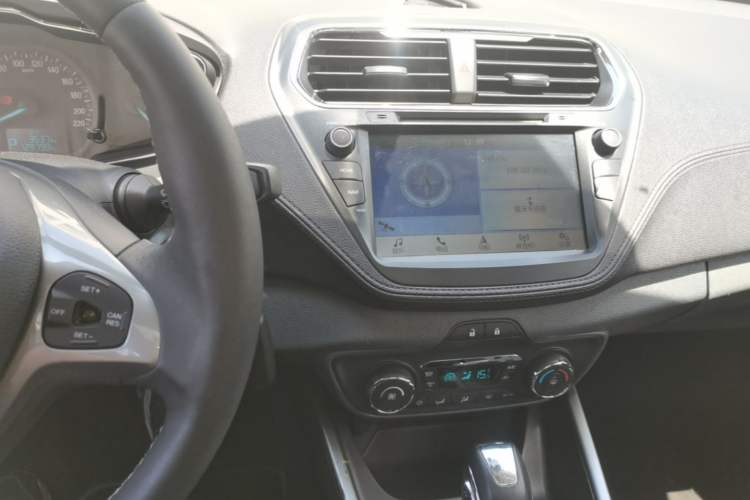 Used Ford Escort 2017 Happiness Edition 1.5L Automatic Fashion Version
