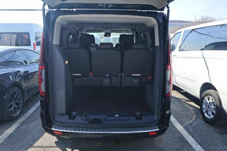 Used Ford Tourneo Custom 2023 2.0T Automatic Prestige Edition