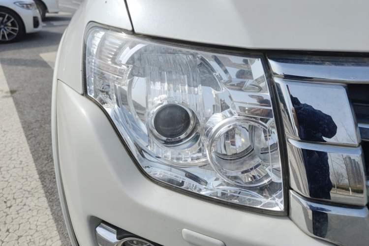 Used Mitsubishi Pajero 2019 V97 3.8L 5-Door GLS Sunroof Dual Differential – Middle East
