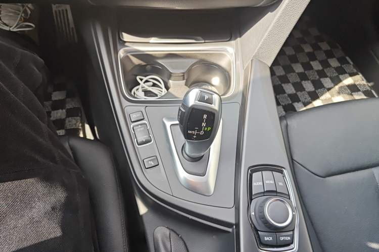 Used BMW 3 Series 2014 320Li Fashion Model