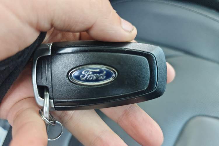 Used Ford Edge 2018 EcoBoost 245 Four-Wheel Drive Titanium 7-Seater