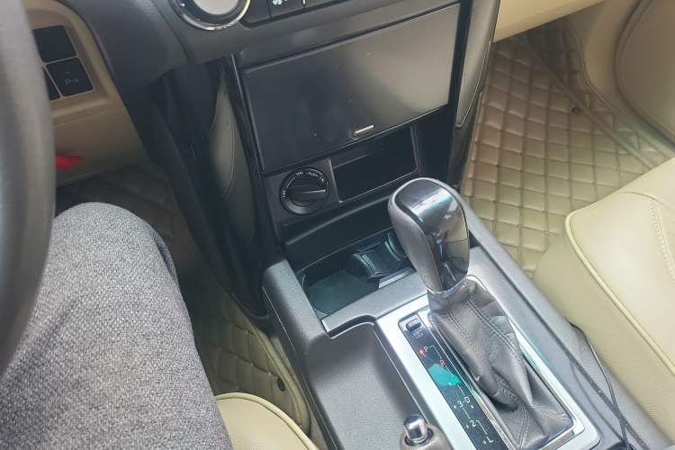 Used Toyota Prado  Gear Lever