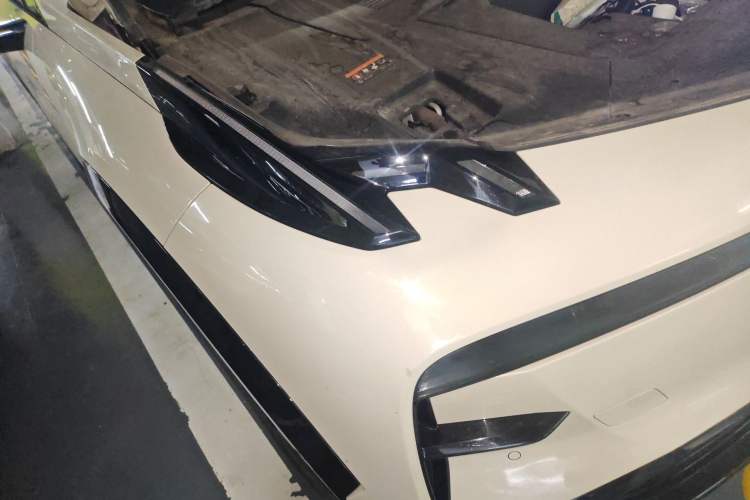 Used Zeekr X 2023 Rear-Drive YOU Edition 4 Seats Right Front Headlight