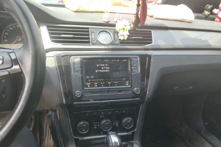 Used Volkswagen Passat 2017 280TSI DSG Luxury Edition
