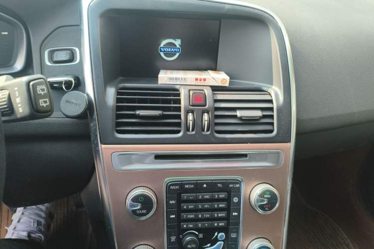 Used Volvo XC60 2015 T5 Smart Upgrade Model