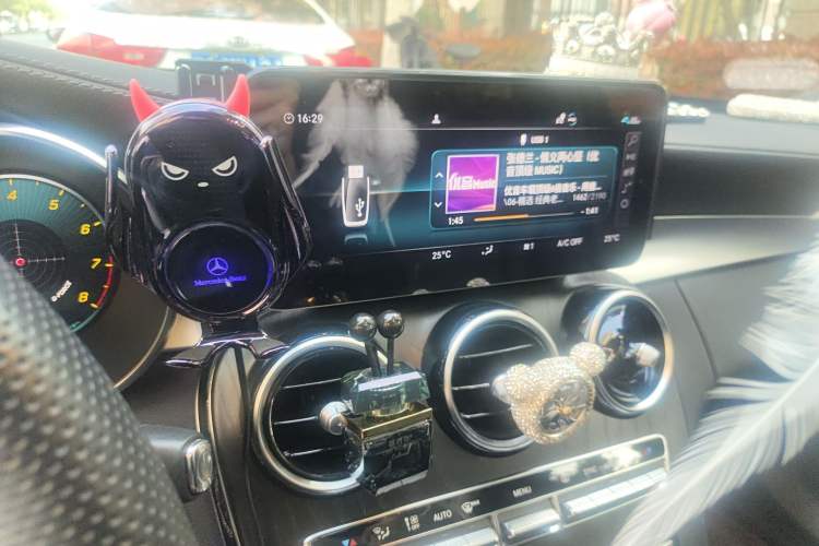 Used Mercedes-Benz C-Class 2021 C 260 L Sport Edition Audio And AC Panel