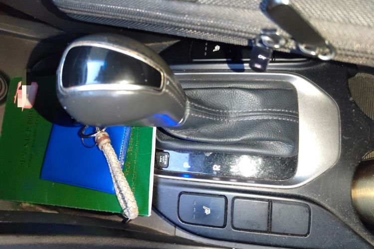 Used Hyundai Grand SantaFe 2013 3.0L 7-Seater Four-Wheel-Drive Comfort Edition
