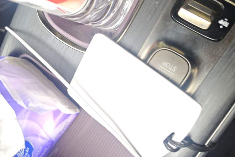 Used Xiaomi Auto SU7 2024 Four-Wheel Drive Ultra-Long Range Advanced Intelligent Driving Max Edition Vehicle Key