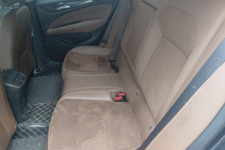 Used Buick Regal 2019 20T Elite Version China VI Standard Left Rear Seat