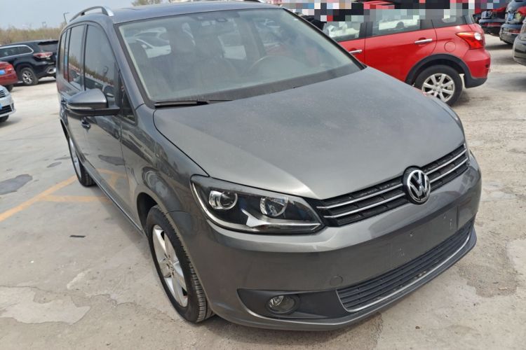 Used Volkswagen Touran 2015 1.4T DSG Comfort Edition 5 Seats Exterior 1