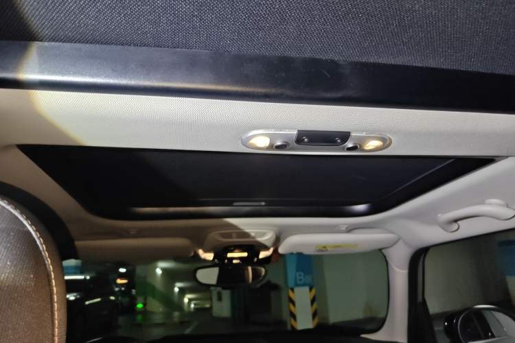 Used MINI 2020 1.5T ONE PLUS Five-Door Edition Headliner