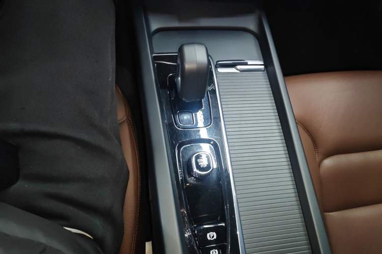 Used Volvo S60 2023 B4 Zhiyi Luxury Edition