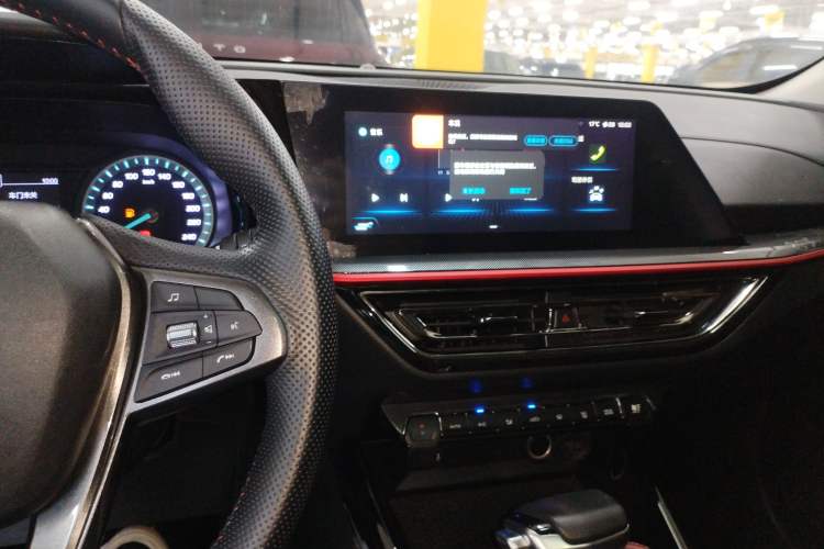 Used CHANGAN OSHAN X5 2021 1.5T DCT Luxury Edition Audio And AC Panel