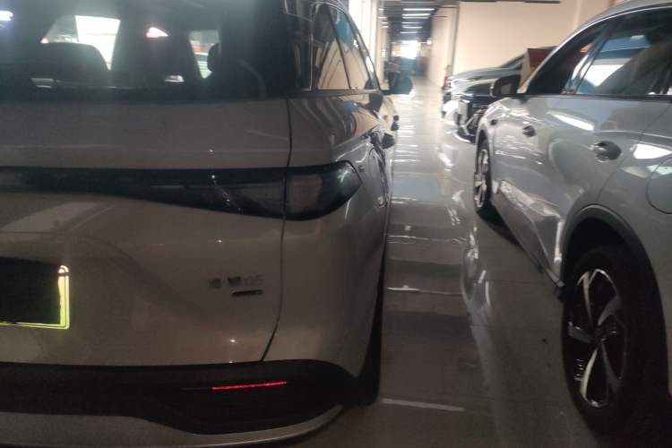 Used BYD Sealion 05 DM-i 2025 DM-i Smart Drive 115KM Flagship Model
