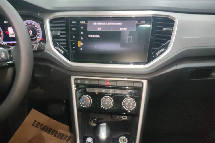 Used Volkswagen T-ROC 2022 280TSI DSG Two-Wheel Drive Elite PLUS
