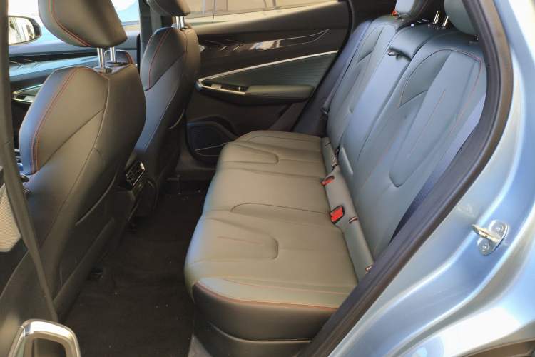 Used Geely Auto Emgrand X7 Sport 2024 1.5TD Prestige Edition